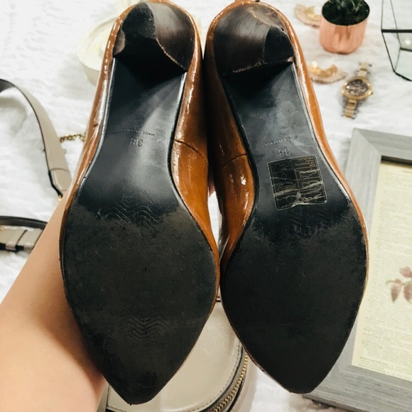 H&M | Shiny Caramel Heels - Picture 6 of 8